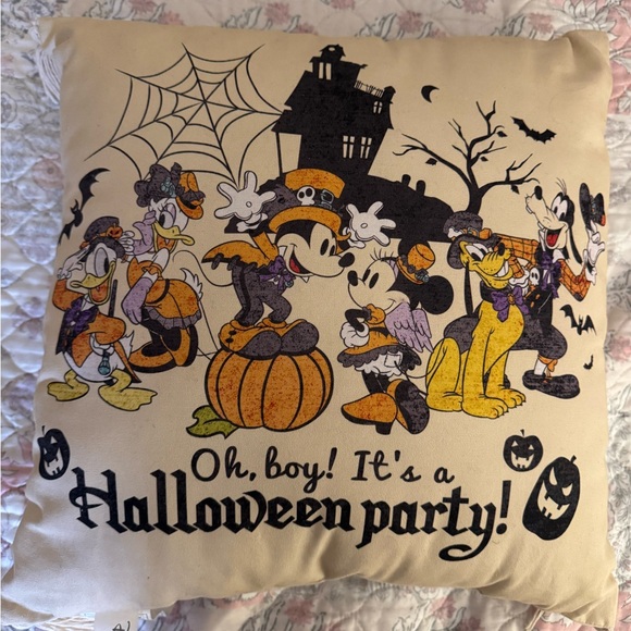 DISNEY Halloween party throw pillow Mickey - Picture 2 of 3